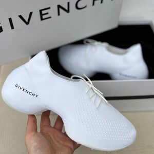 NEW Womens Size 9 Euro 40 Givenchy TK-360 White Stretch Knit Logo Sneaker